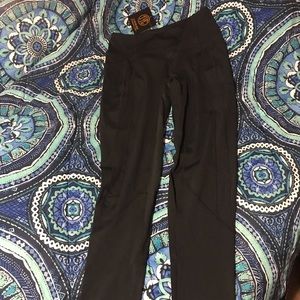 Til You Collapse Intensity Heart Booty Leggings